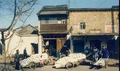 巷尾秘境，四怀论坛新域名下的美味探索之旅
